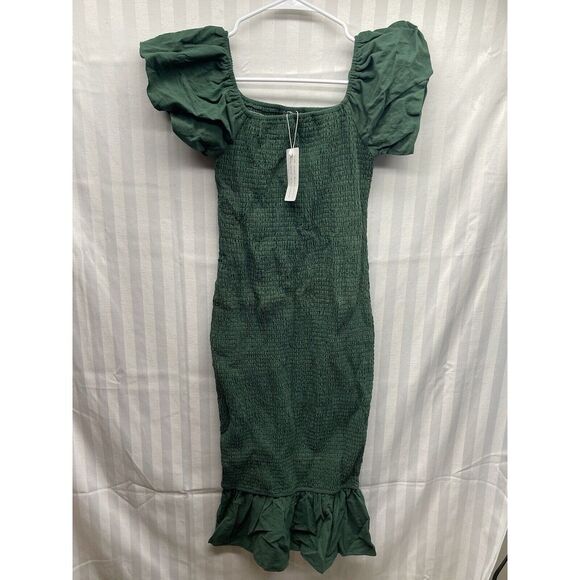 Simple Dresses & Skirts - Simplee Summer‎ Dress Green color Size Medium NWT Stretch Womans